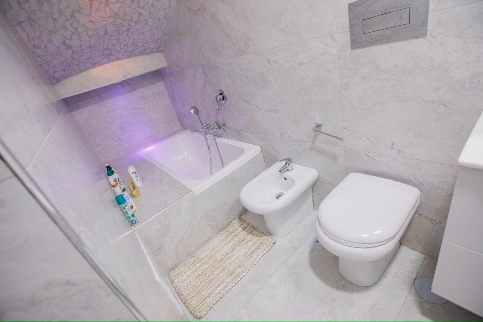B&B Le Stanze Di Aurora Napoli Bagian luar foto
