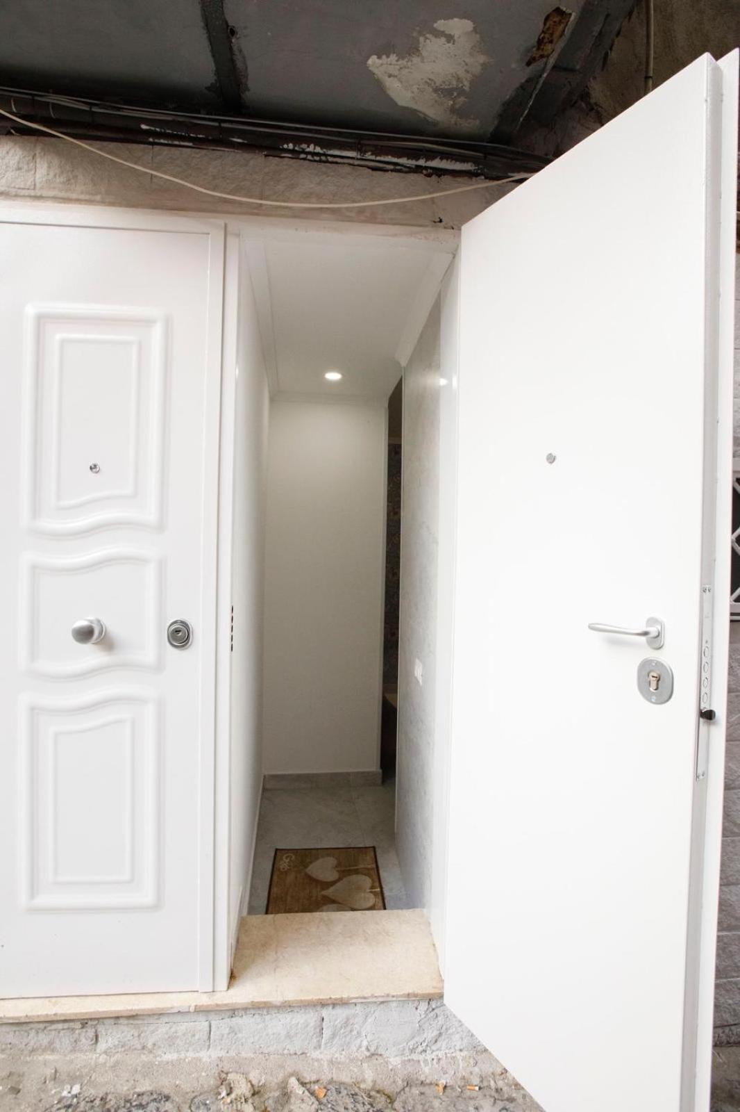 B&B Le Stanze Di Aurora Napoli Bagian luar foto