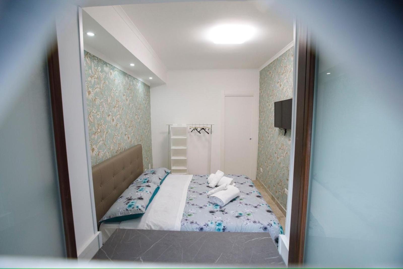 B&B Le Stanze Di Aurora Napoli Bagian luar foto